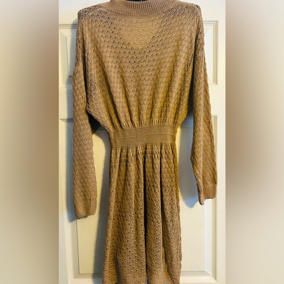 SHEIN LUNE Plus Pointelle Knit Drop Shoulder Sweater Dress, tan, size 0XL - Picture 7 of 8